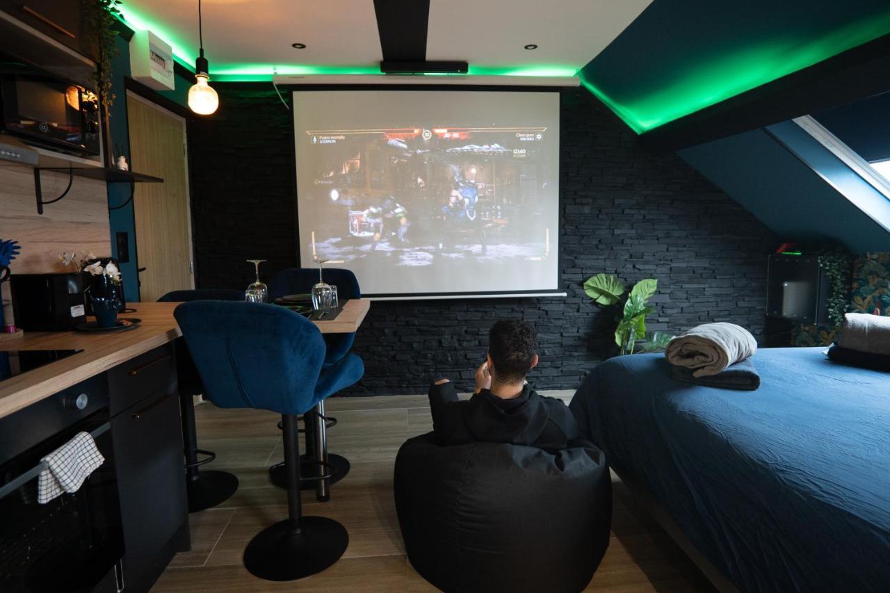 Capsule Color Deluxe Balneo I Ecran Home Cinema I Console De Jeux Trith-Saint-Leger Exterior foto
